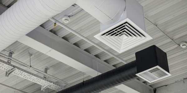 Reformas Integrales de Naves Industriales León · Instalación de Sistemas de Climatización y Ventilación